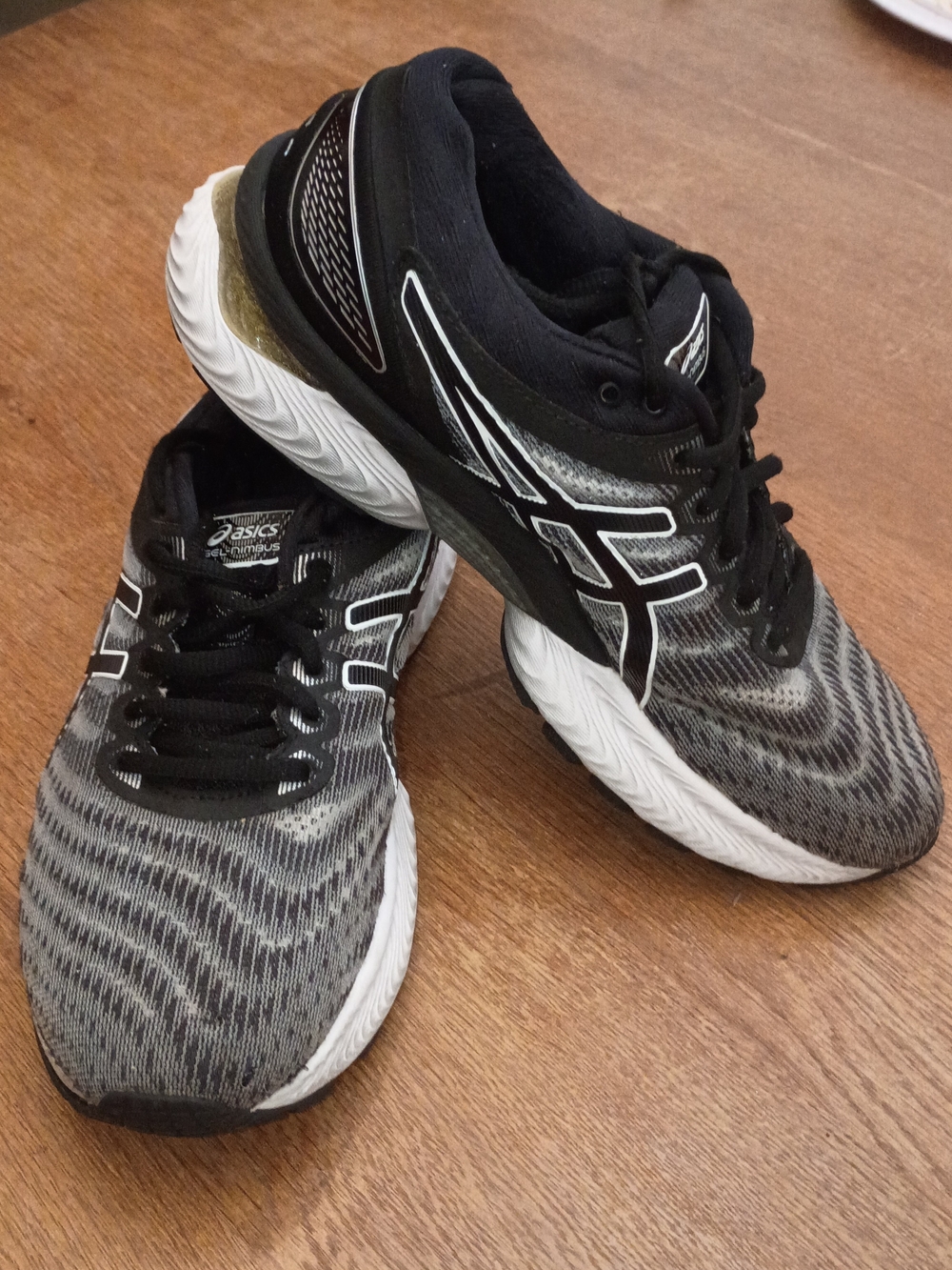 ASICS Women's Black and White Knit Running Trainers